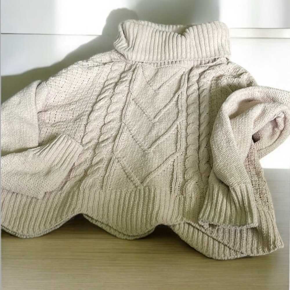 Almost famous sweater